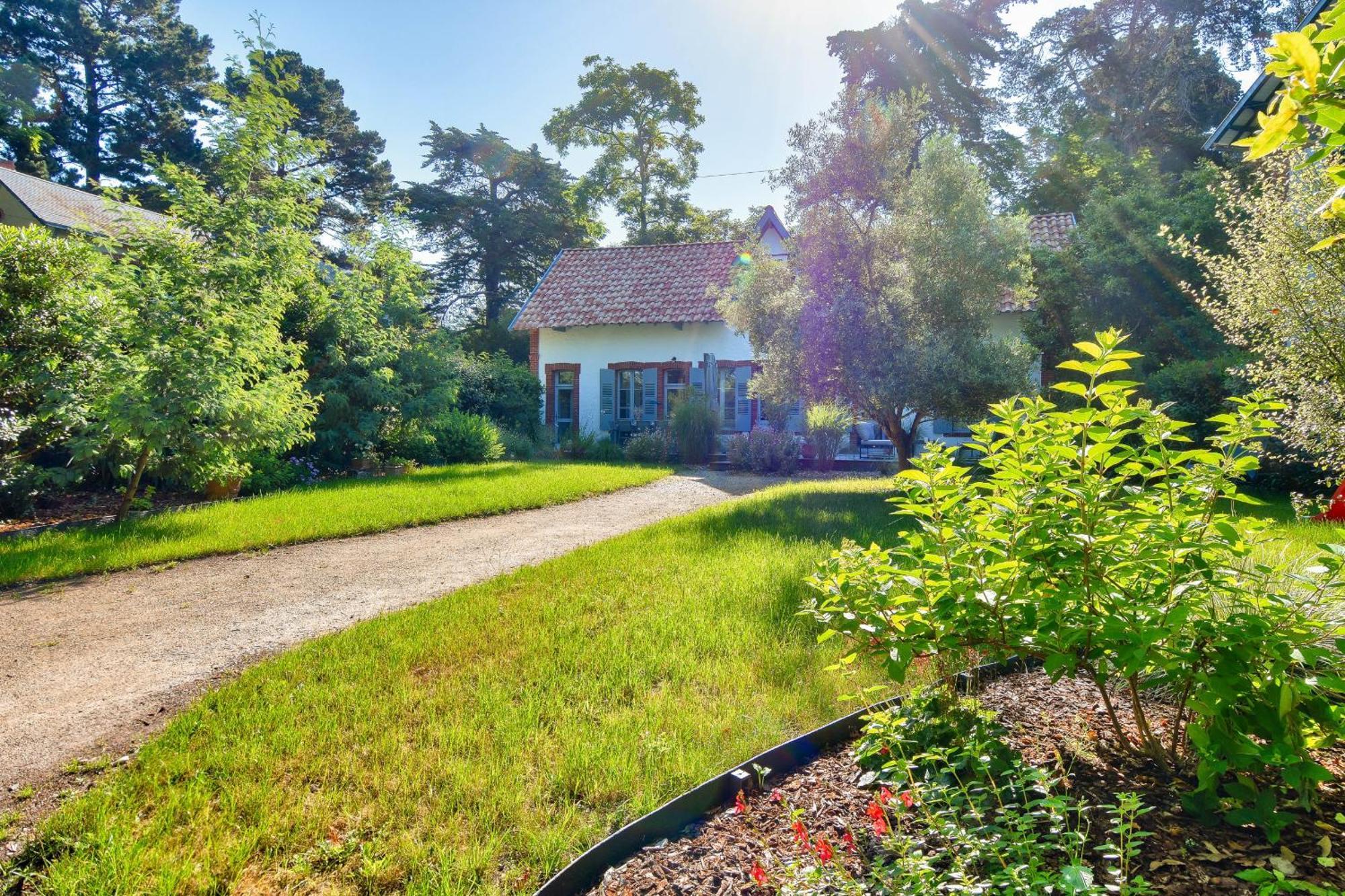 Villa Traditionnelle Pour 8 - 550M De La Plage นัวร์มูติเย-ออง-ลิล ภายนอก รูปภาพ