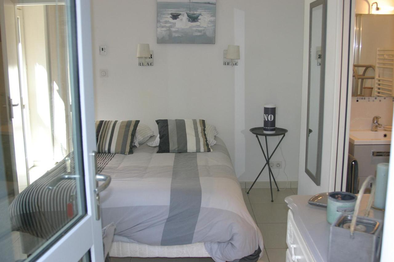 Villa Traditionnelle Pour 8 - 550M De La Plage นัวร์มูติเย-ออง-ลิล ภายนอก รูปภาพ